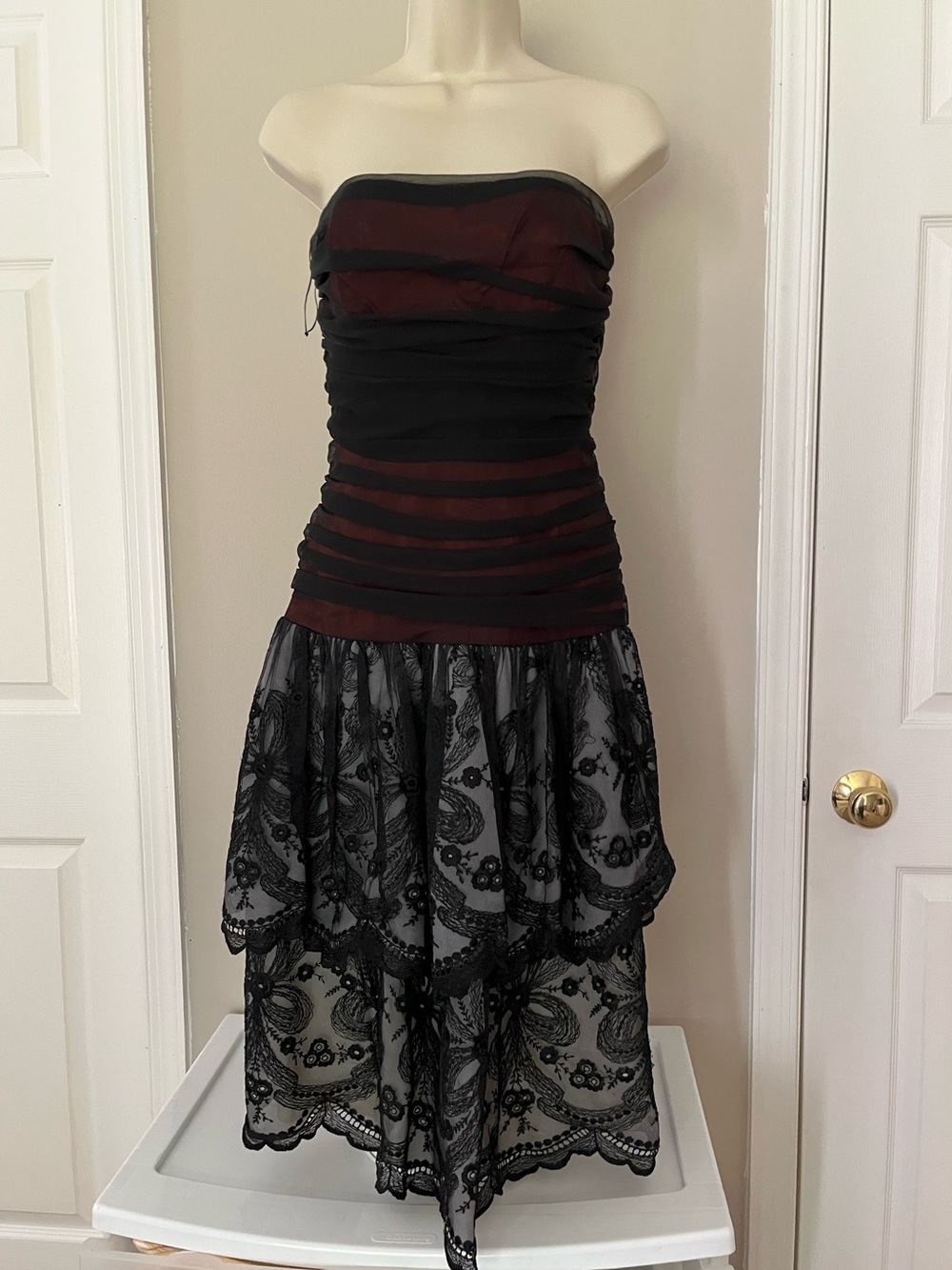 Frank Usher 80s Gothic Formal Party Dress With drop waist and lacy layered skirt